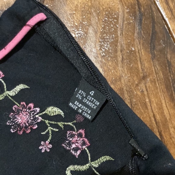 Pinup style capris - Picture 5 of 12